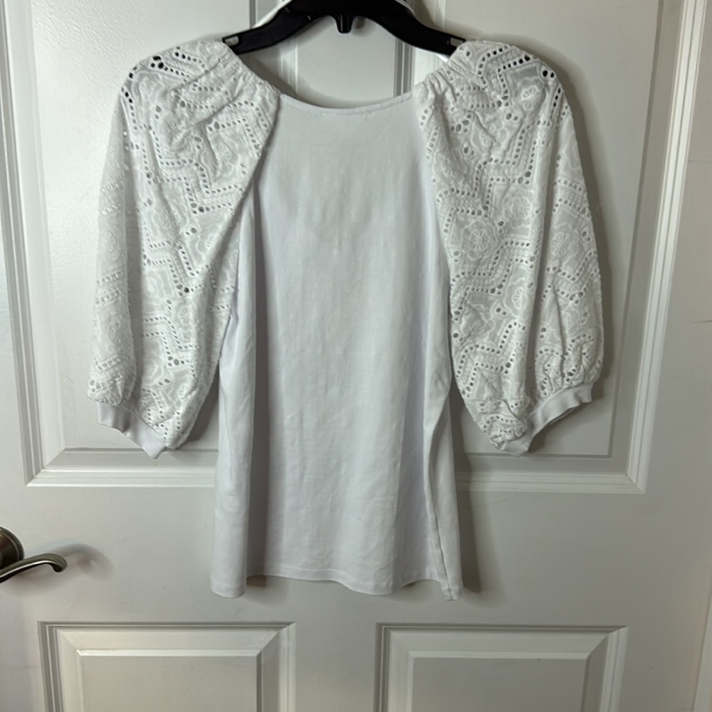 A loves a White Eyelet Sleeve Women's Top - Picture 5 of 5